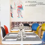 卡尔卡松城市宜必思尚品酒店 酒店 卡尔卡松
