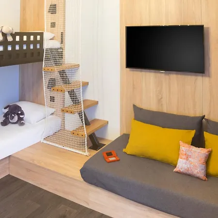 ホテル Ibis Styles La Cite