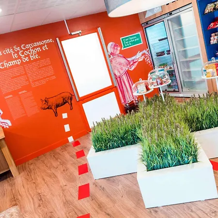 Ibis Styles La Cite ホテル