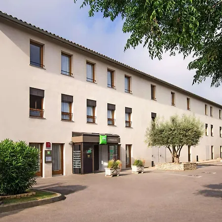 ホテル Ibis Styles La Cite 3*