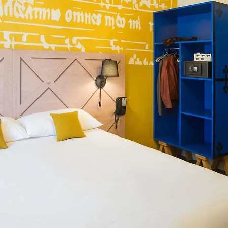 ホテル Ibis Styles La Cite カルカソンヌ