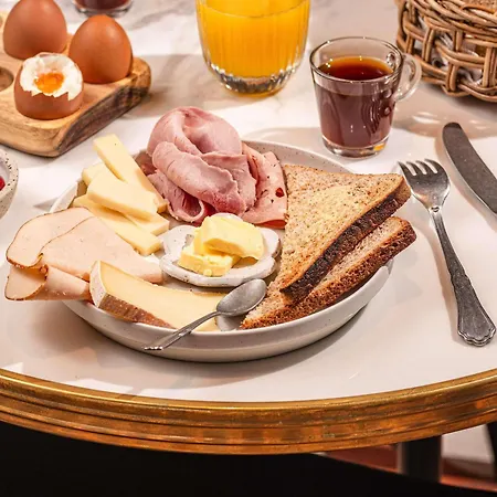 Ibis Styles La Cite 3*