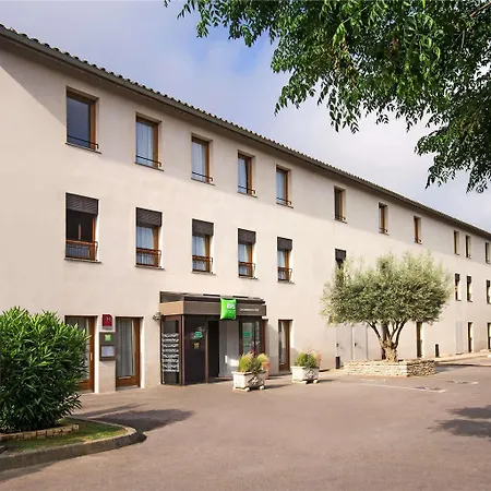 Ibis Styles La Cité 3*