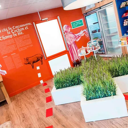 Ibis Styles La Cité 3*