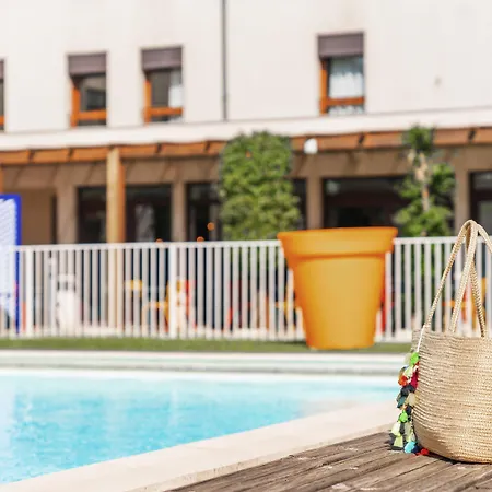 Hotel Ibis Styles La Cite Carcassona