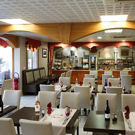 Ibis Styles La Cite 3* カルカソンヌ