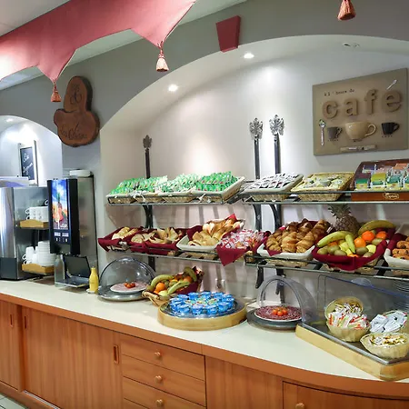 Ibis Styles La Cite 3* カルカソンヌ