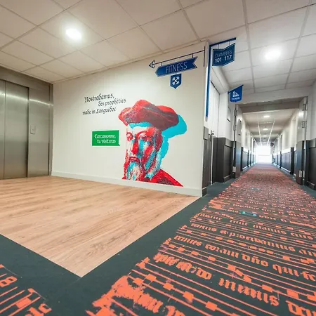 ホテル Ibis Styles La Cite カルカソンヌ