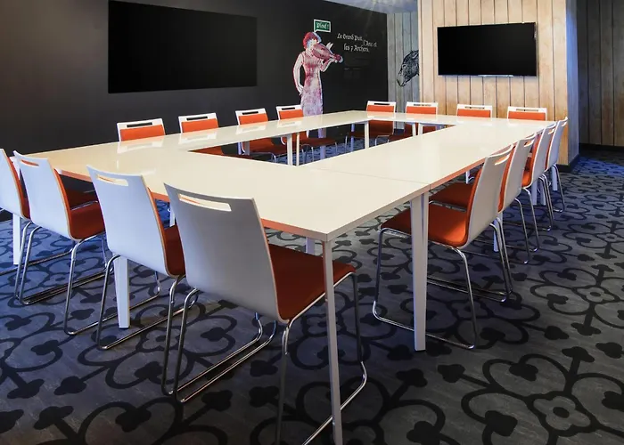 Ibis Styles La Cite 3*