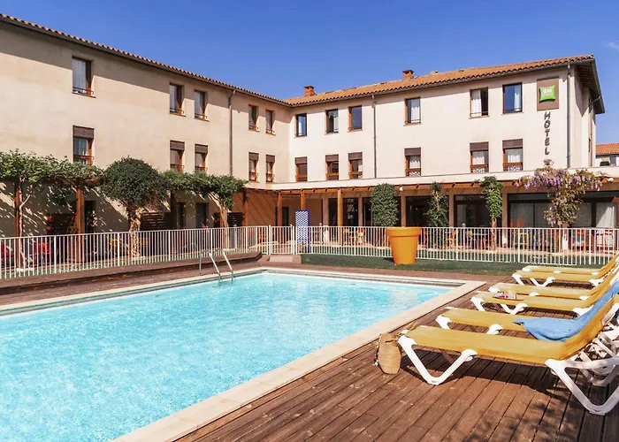 Ibis Styles La Cite Hotel 3*