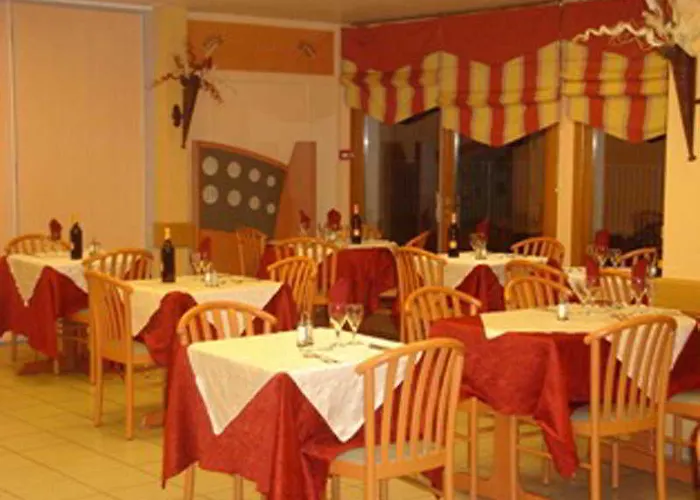 Ibis Styles La Cite Hotel