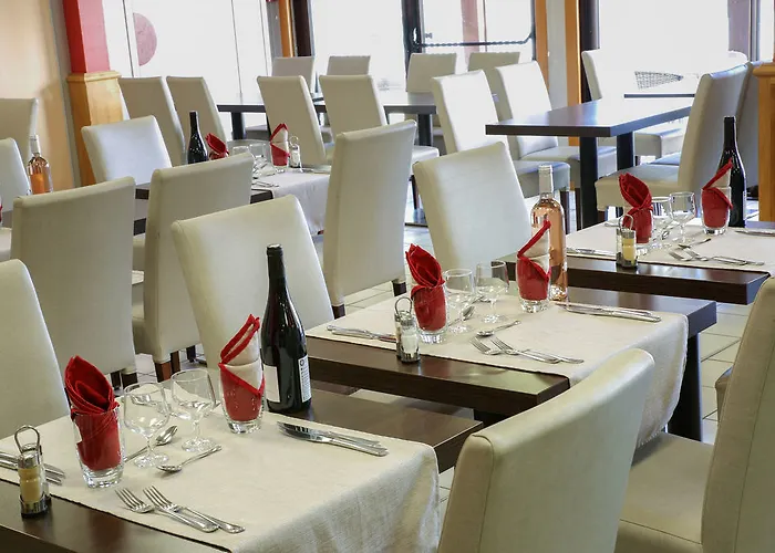 호텔 Ibis Styles La Cite 3*